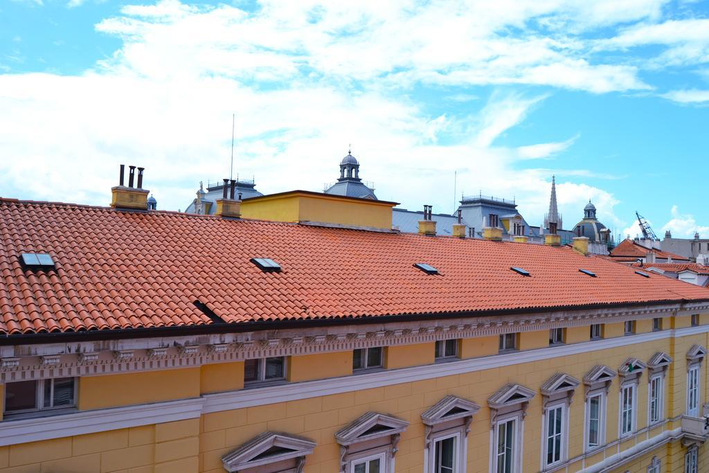 Hotel Colombia Trieste Exterior photo